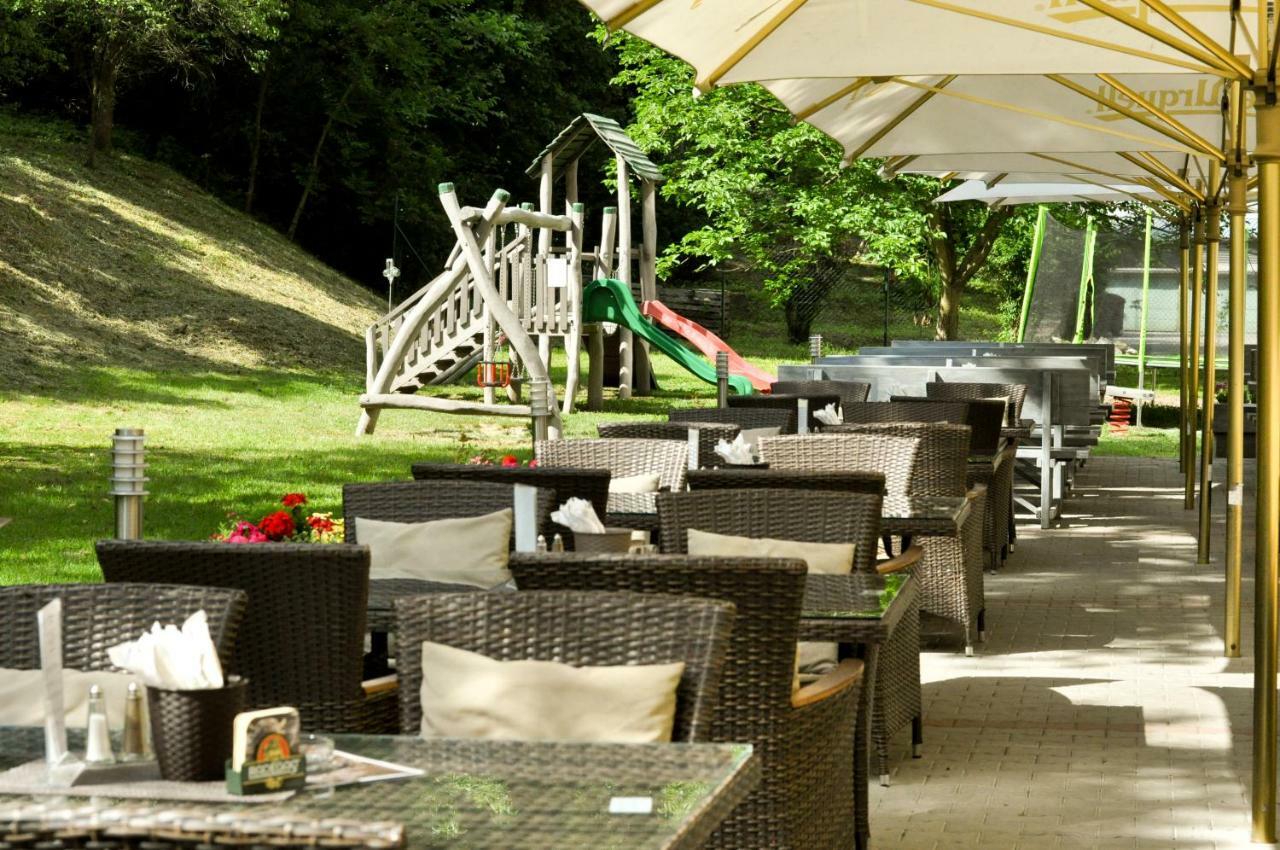 Hotel Garni Поважска-Бистрица Экстерьер фото